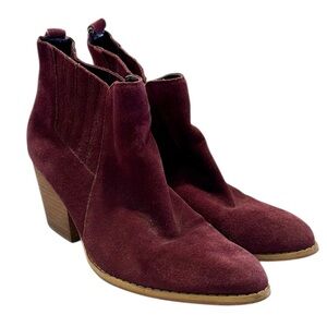 Crown Vintage Maroon Ankle Booties - Size: 9
